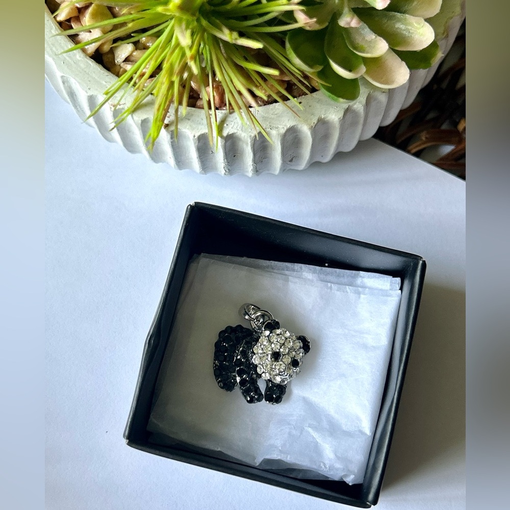 5/$25 Panda Pendant